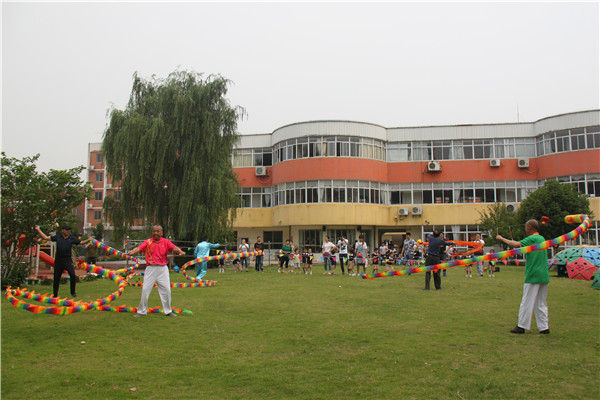 1496303067427372.jpg 开心校园.jpg