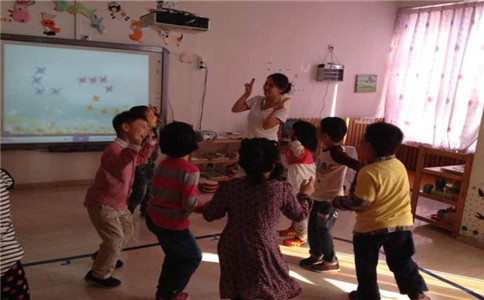 幼儿园老师如何告诉孩子老师如何让孩子学习分享